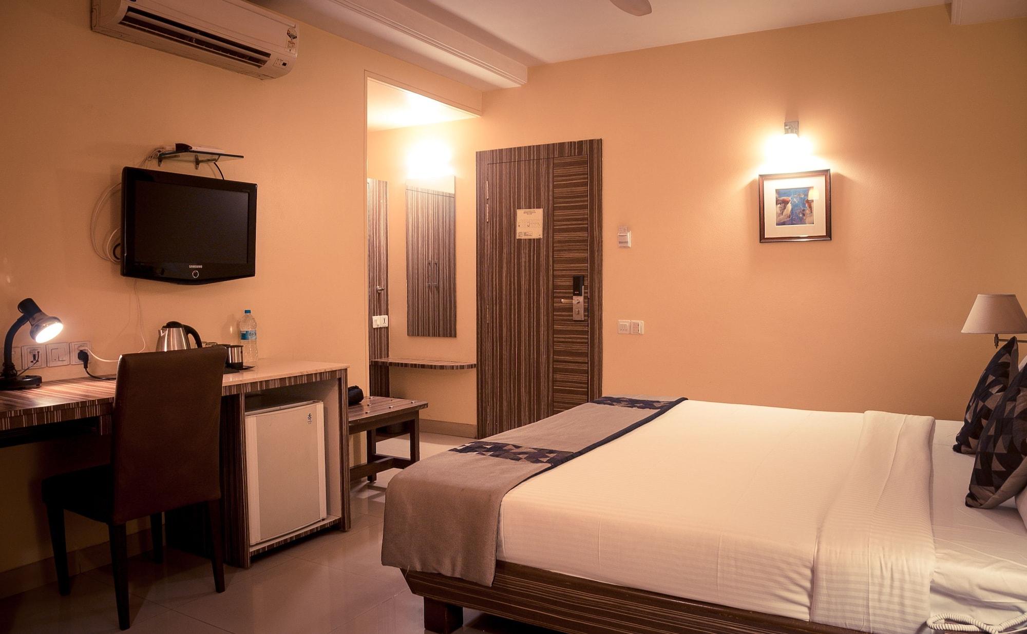 Kapila Business Hotel Púna Kültér fotó