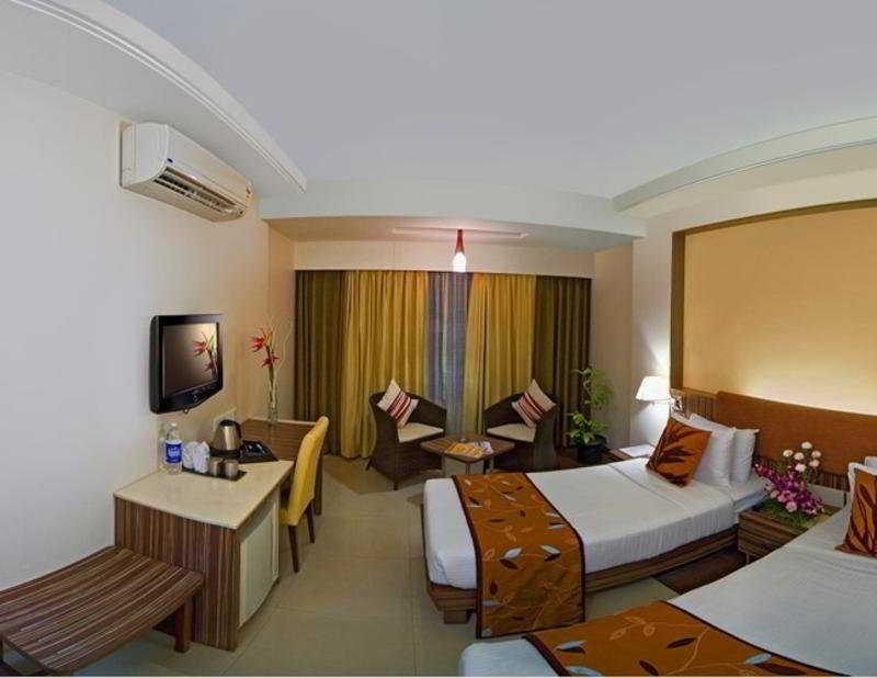 Kapila Business Hotel Púna Kültér fotó